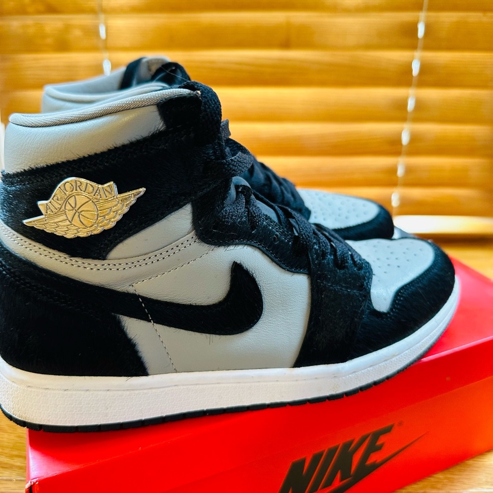 Woman’s Air Jordan 1 Retro Hi OG
